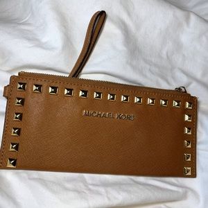 Micheal Kors Wallet/Wristlet